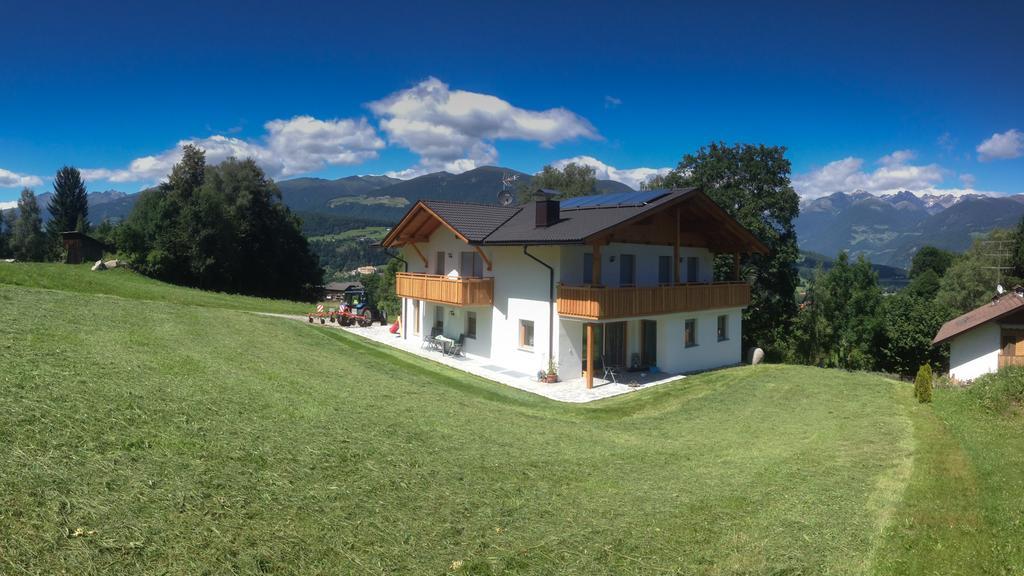 Ferienwohnungen Schlosshäusl Sankt Lorenzen Exterior foto